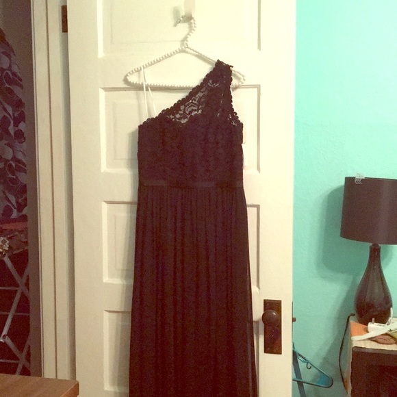 David's Bridal Dresses & Skirts - NWT Unaltered David's Bridal One Shoulder W/ Lace